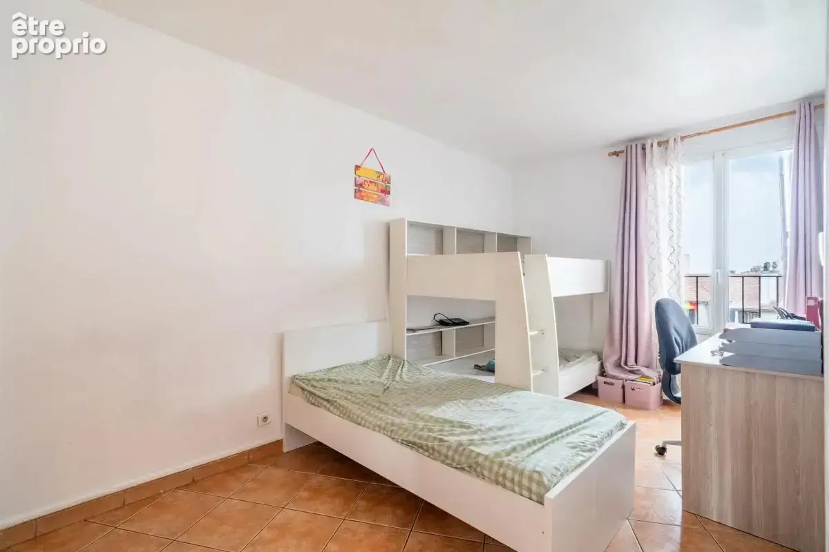 Appartement de 3 pièces de 67 m² à Épinay-sur-Seine - photo 9