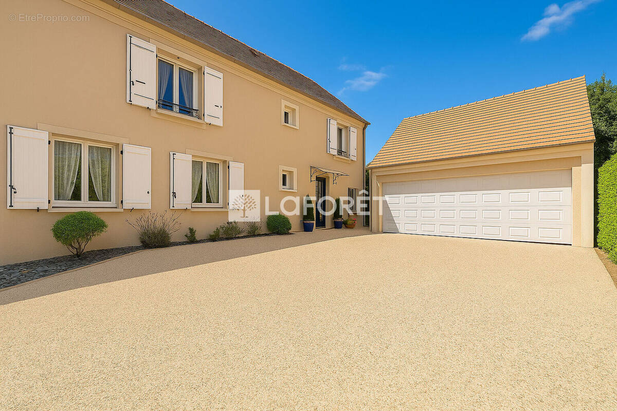 Maison à MAGNY-LE-HONGRE