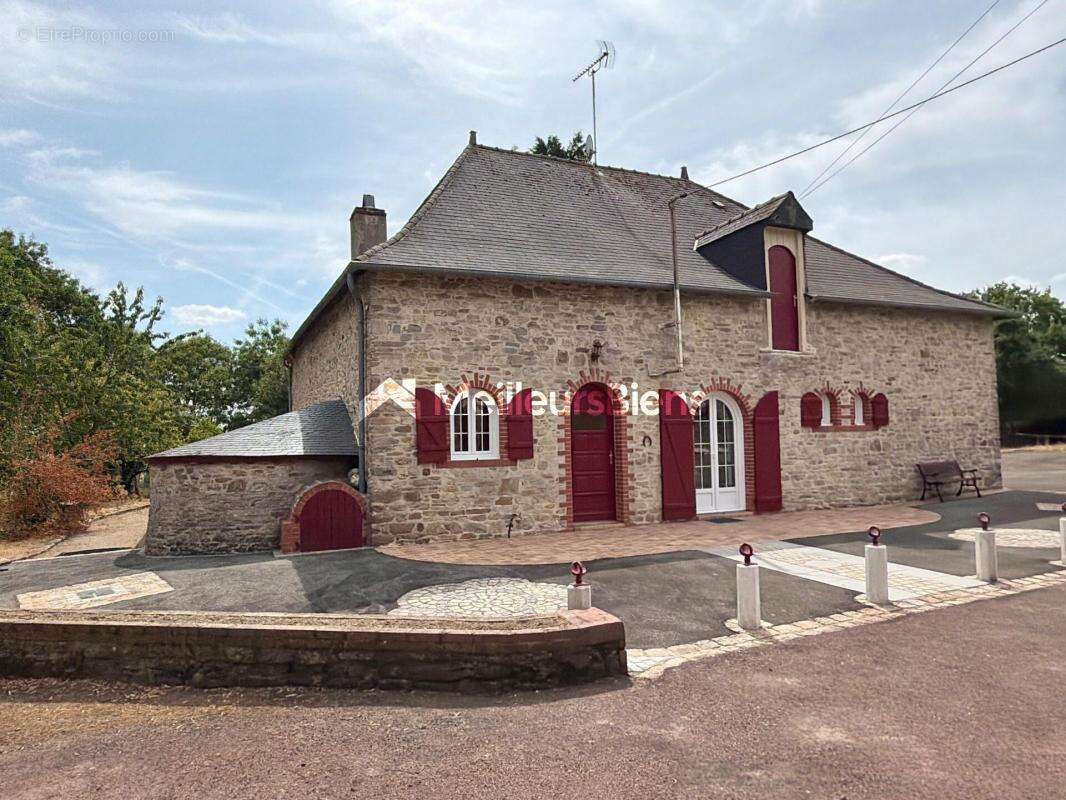 Maison en pierres de plain-pied avec dépendances sur 2,5 hectares – Saint-Saturnin-du-Limet (à 5 min de Renazé) - photo 17