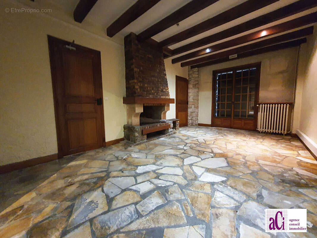 Maison à L&#039;HAY-LES-ROSES