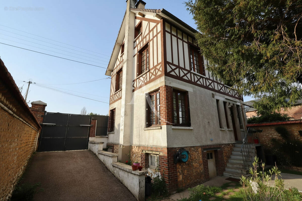 Maison à LOUVIERS