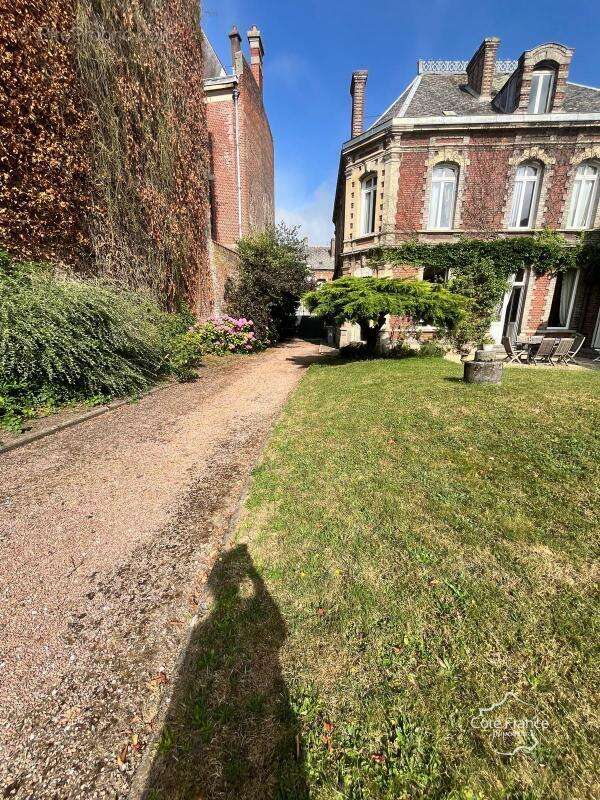 Maison à LE CATEAU-CAMBRESIS