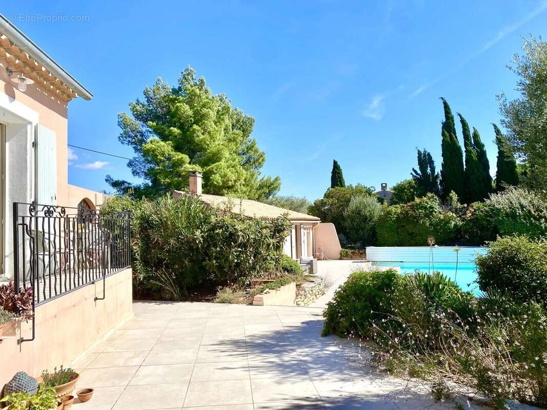 Maison à MARSEILLETTE