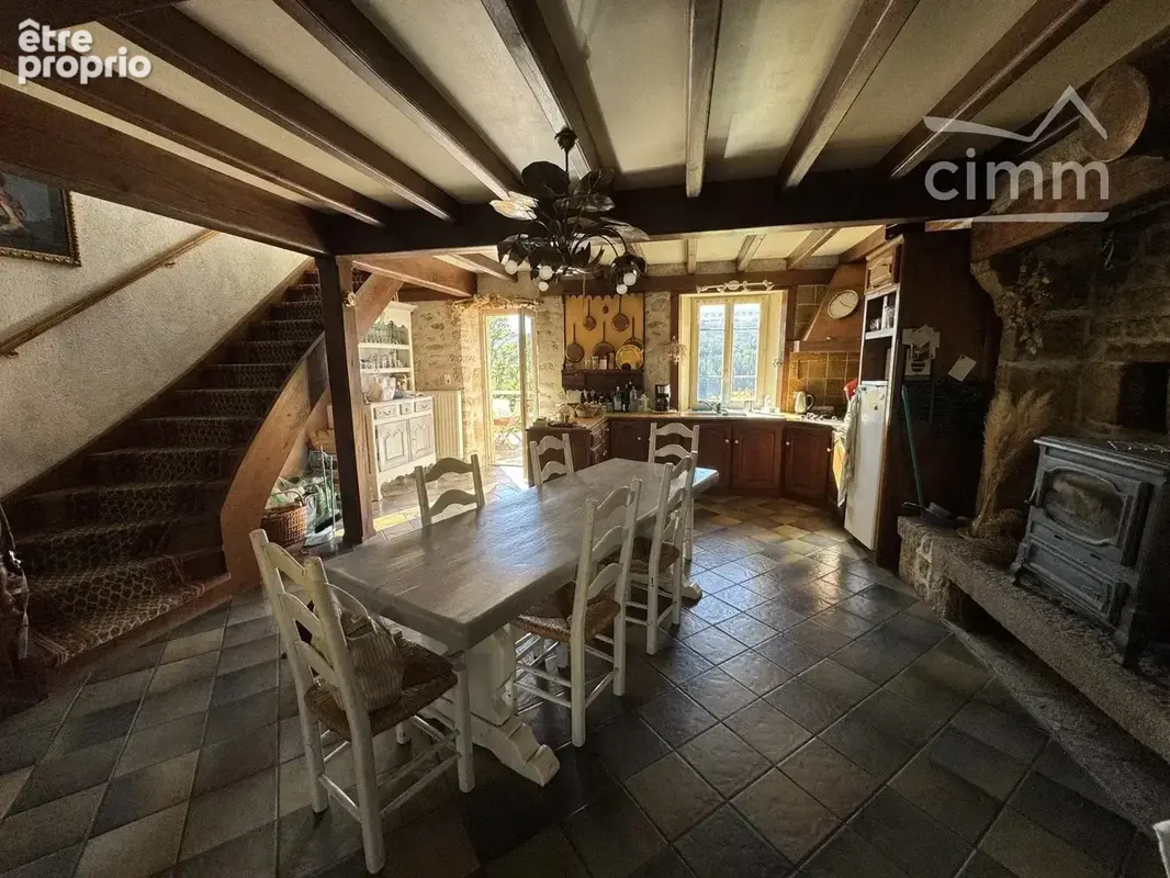 Ensemble de deux maisons en pierre - photo 3