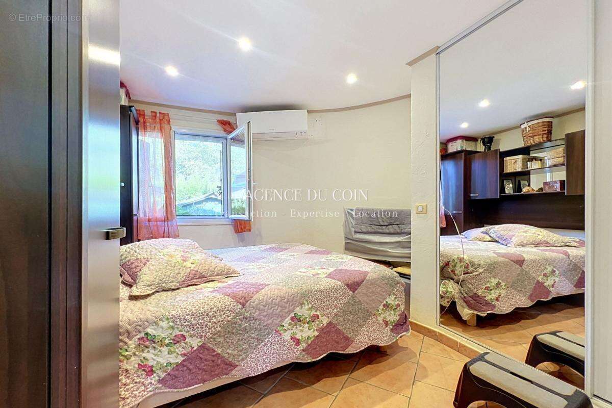 EXCLUSIVITÉ – Une maison avec jardin à petit prix à Saint-Pa - photo 8