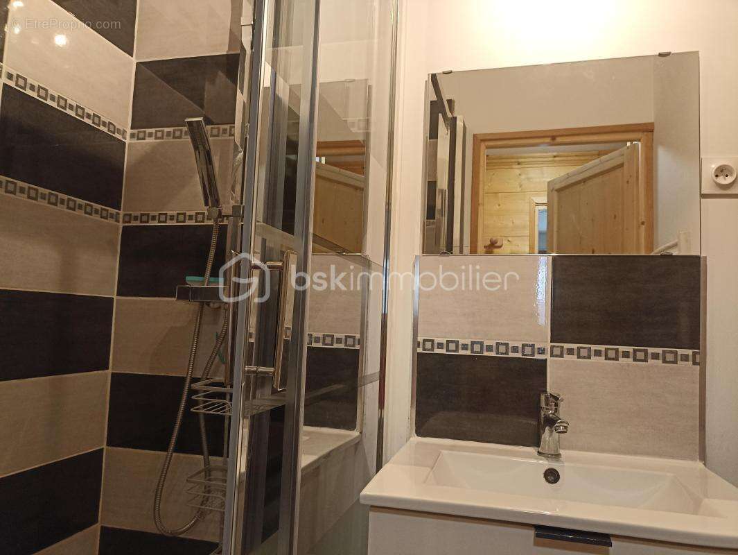 Appartement à LES AVANCHERS-VALMOREL