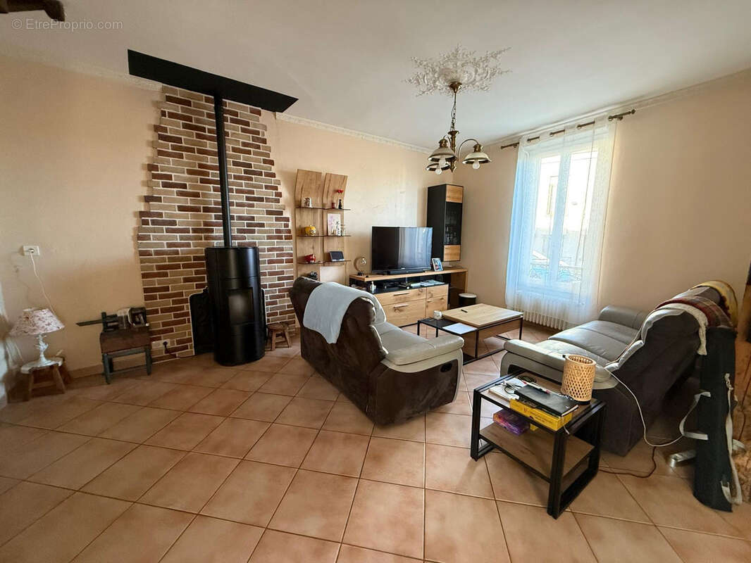 Maison à ETAMPES