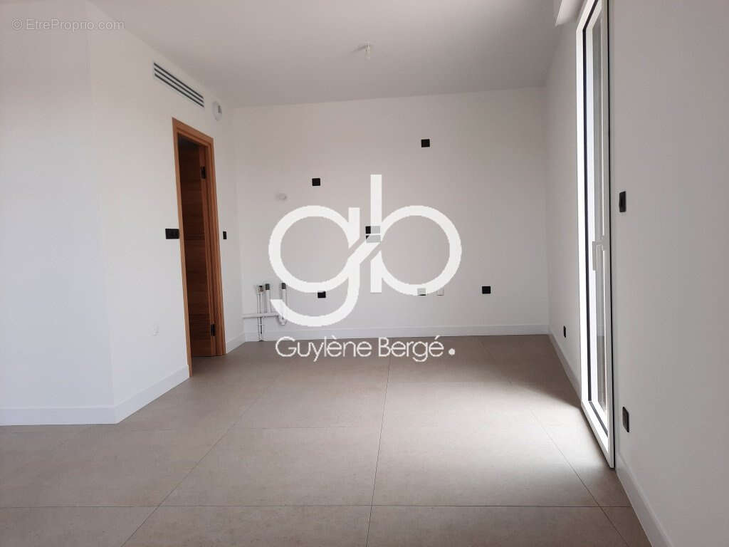 Appartement à CASTRIES