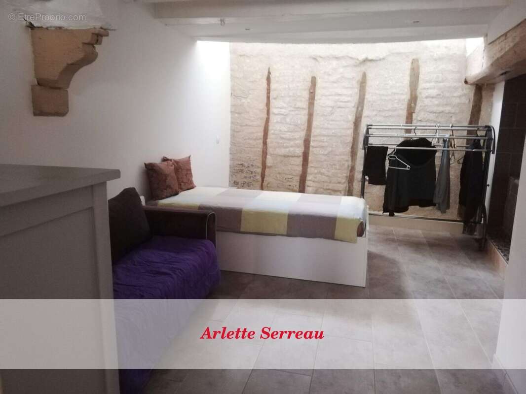 Maison à COUSSAY-LES-BOIS