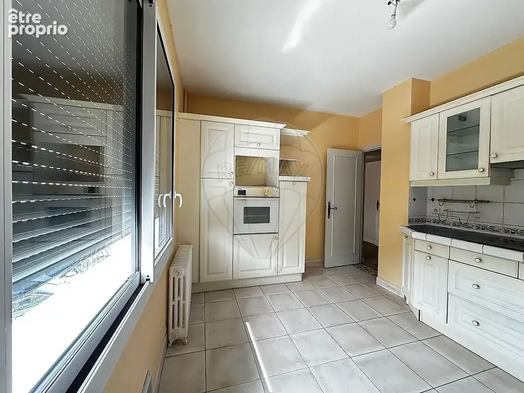 Immeuble 5 chambre(s) à vendre - photo 2