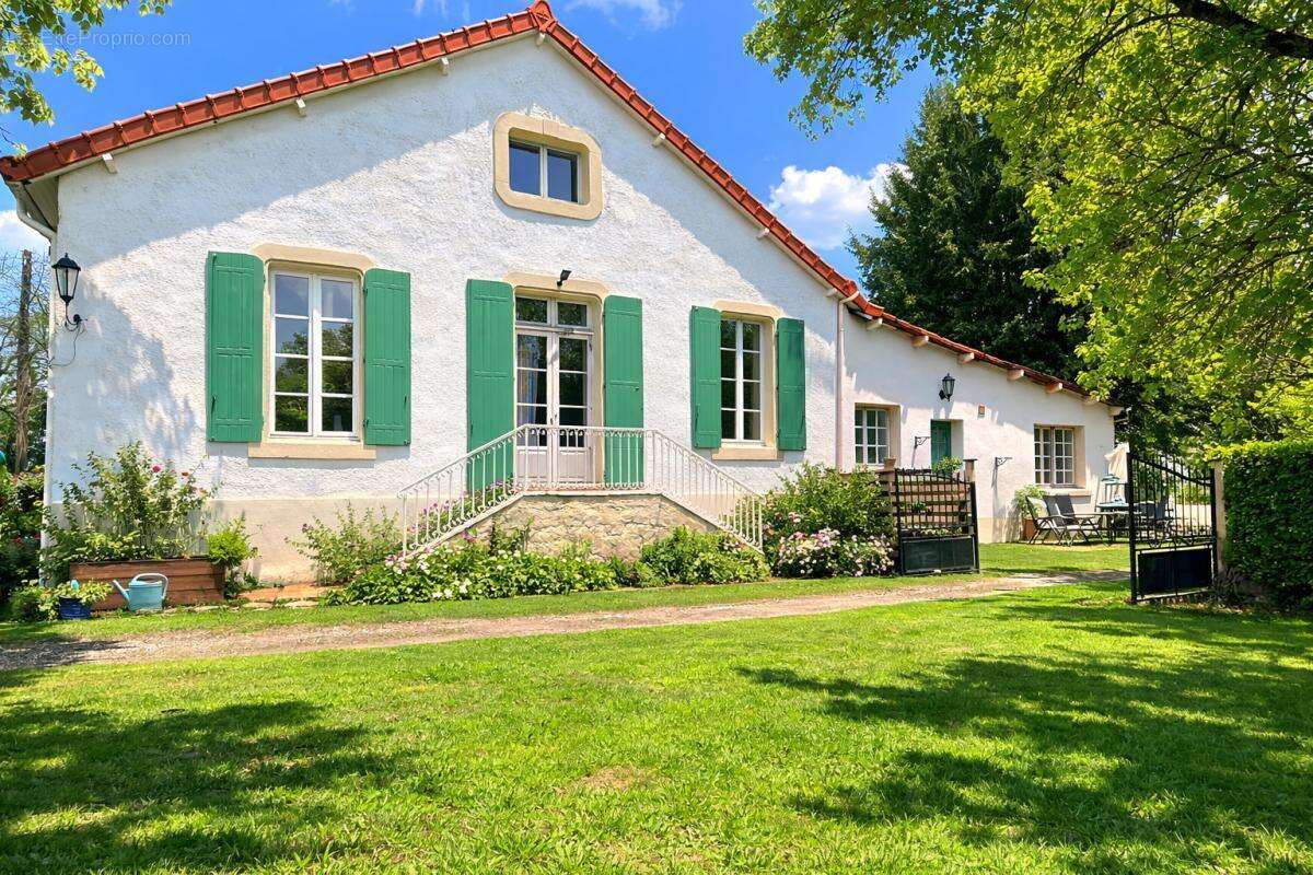 Maison à LE VERT