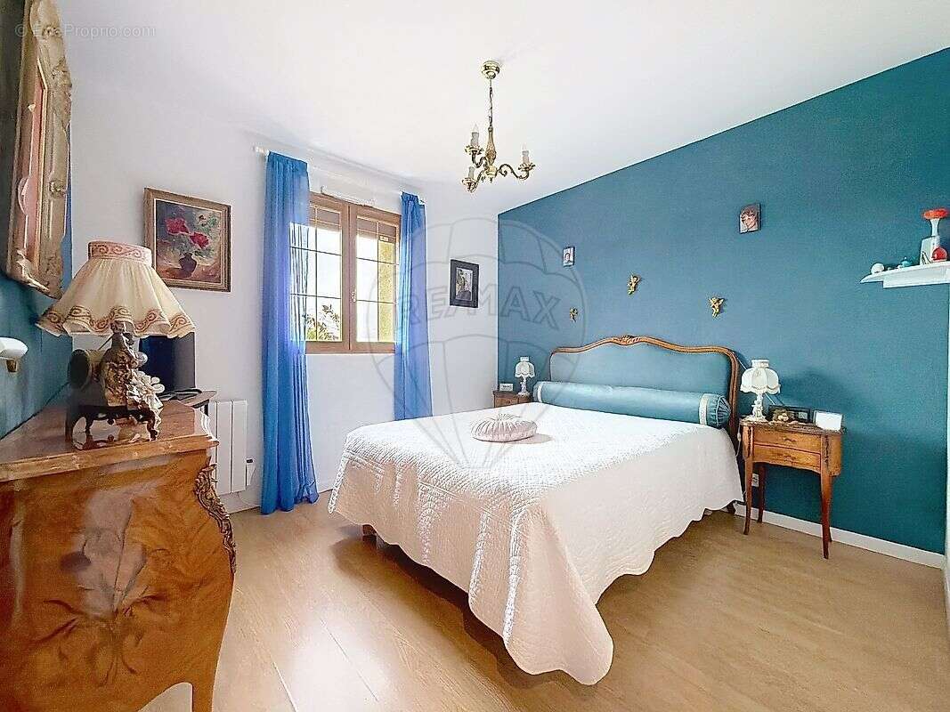 Maison à VILLETHIERRY