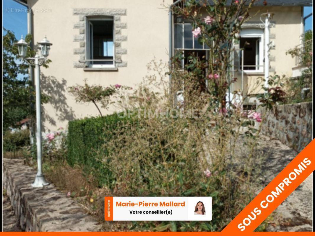 Maison à POUSSANGES