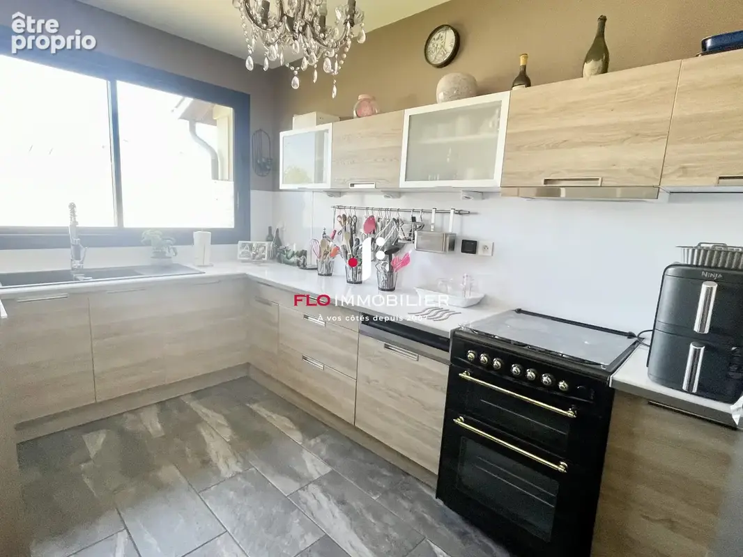 Appartement 6 pièces 159 m² à vendre à Caen (14000) - photo 3
