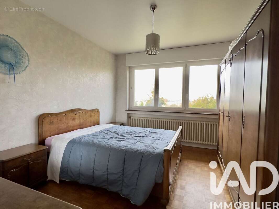 Maison 150 m² à Pouilly  - photo 7