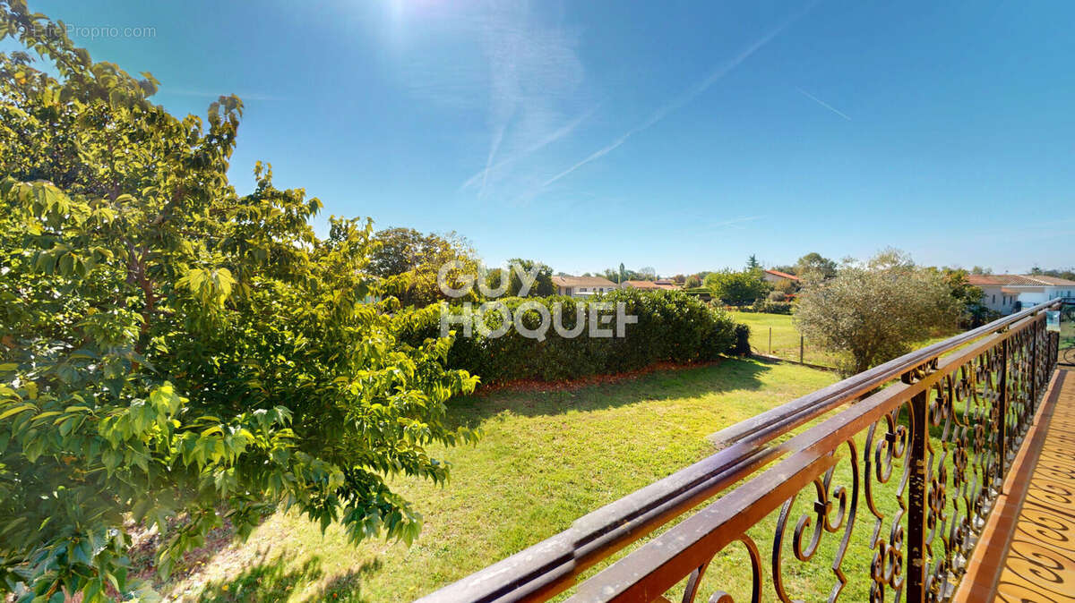 Maison à VERDUN-SUR-GARONNE