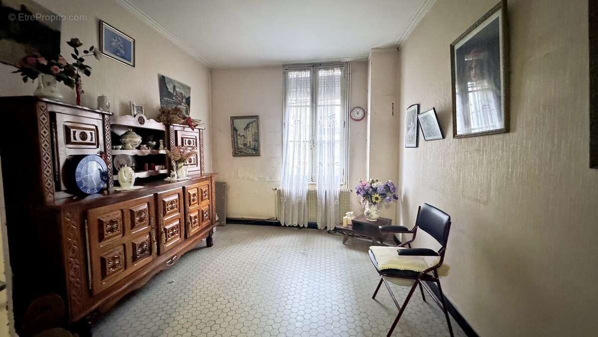 Maison à CASTILLON-LA-BATAILLE