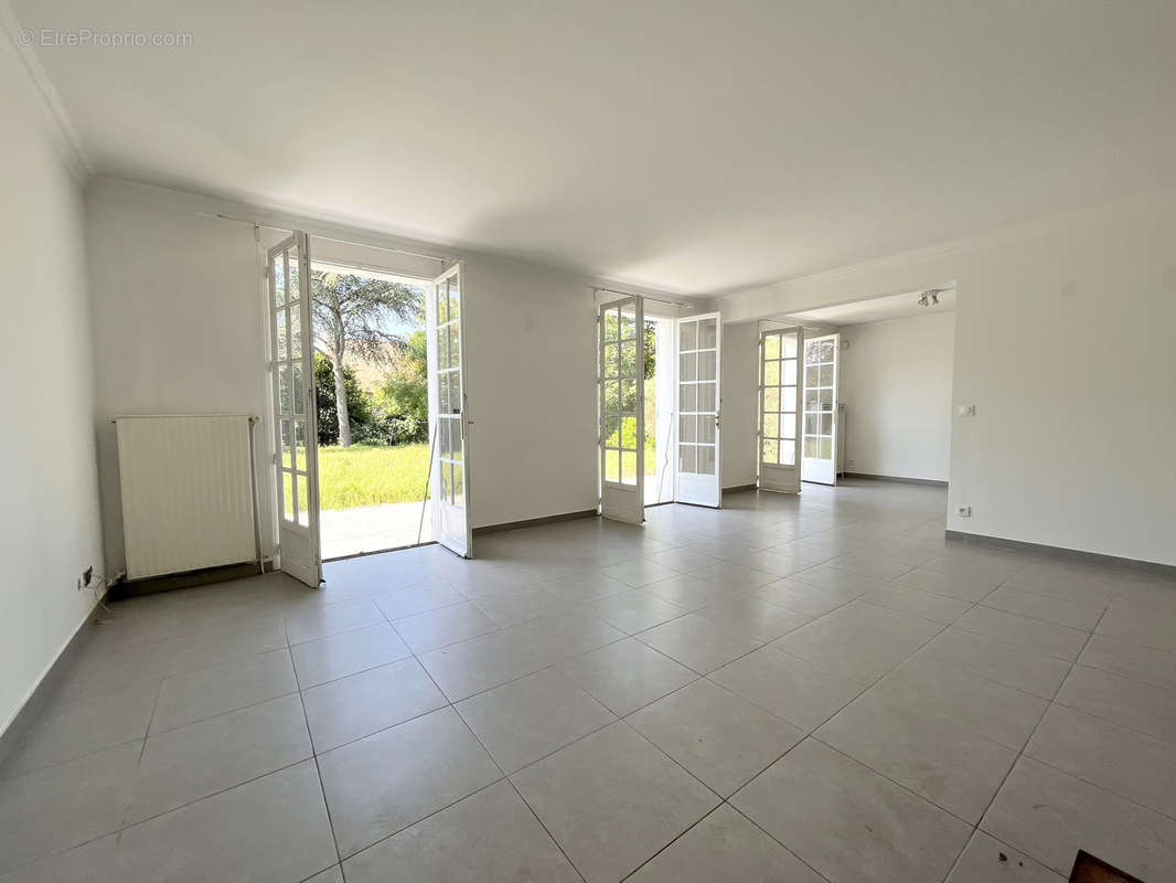 Maison à CROISSY-SUR-SEINE