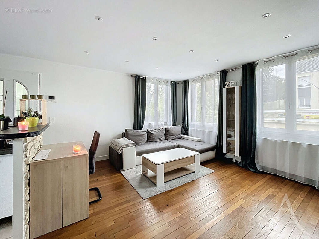 Maison 4 piéces - 2 chambres - sous-sol total - jardin - BONNIERES SUR SEINE - centre ville - photo 2