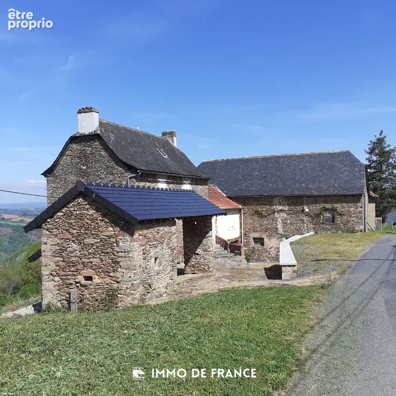 15 km conques- beau corps de ferme -140 m2-1,6 ha - photo 13