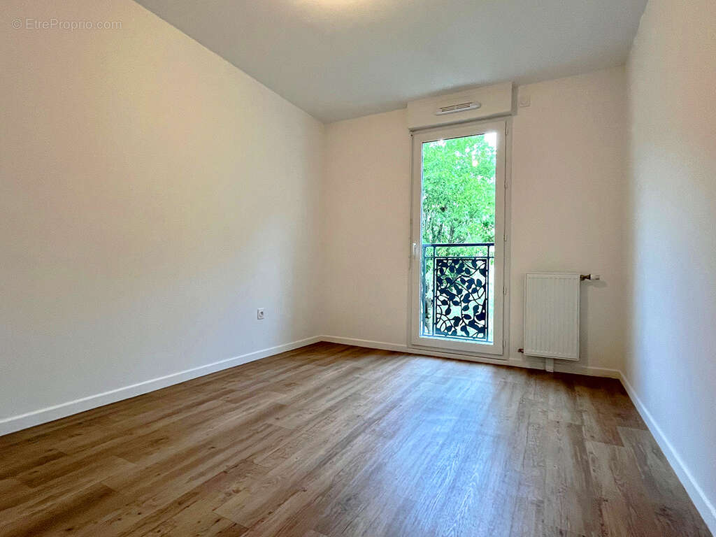 Appartement à JOUY-LE-MOUTIER
