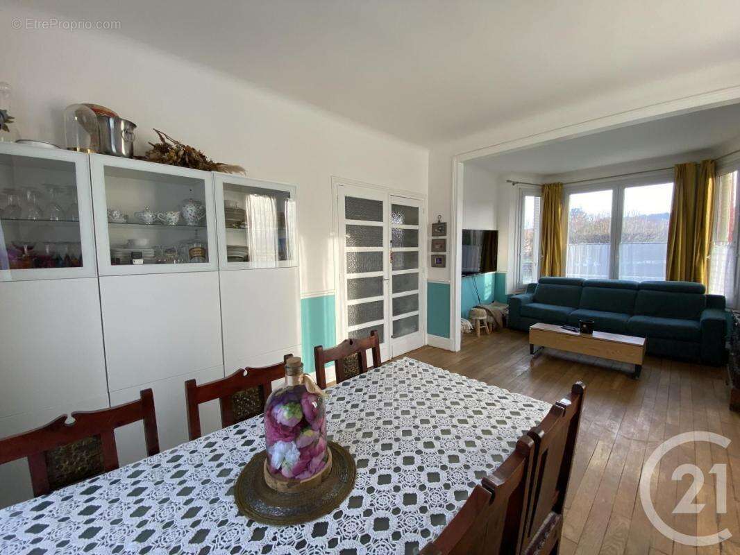 Maison à PONT-SAINTE-MAXENCE