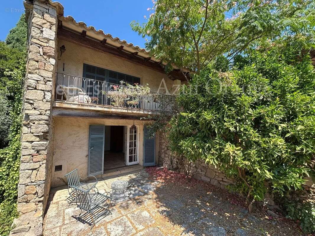 Maison à GRIMAUD