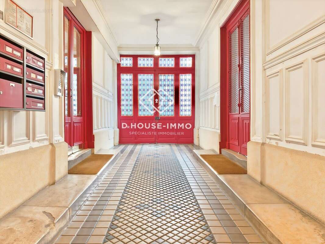 Appartement à PARIS-12E