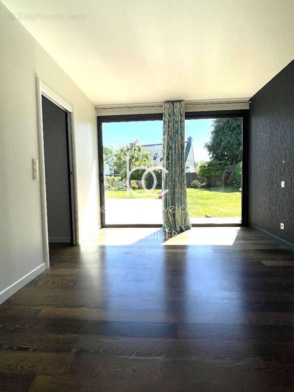 Maison d'architecte de 186.32 m² - Havre de paix à Vannes - photo 8
