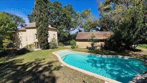 Maison 270 m² à Avignon  - photo 2