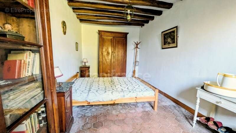 Héritage 1 849 ... Une maison de caractère rare et authentique de 135m², 5 chambres, 2 000m² de terrain, Serazereux (28) - photo 8