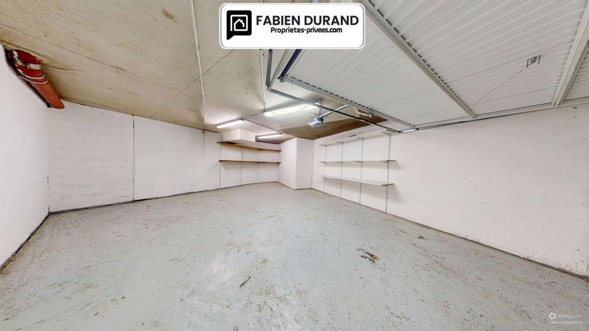 Parking à MANDELIEU-LA-NAPOULE