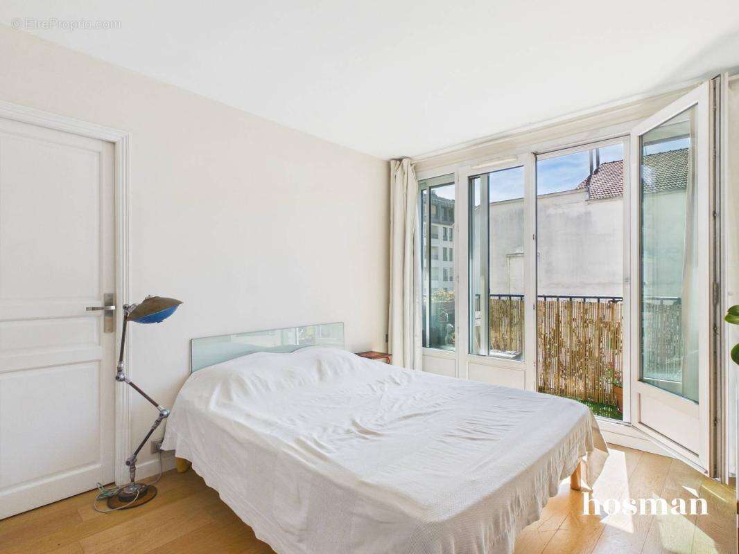 Appartement à PARIS-20E
