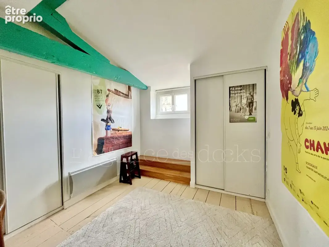 Bordeaux st pierre - vaste duplex 126m2 vue exceptionnelle sur place - photo 16