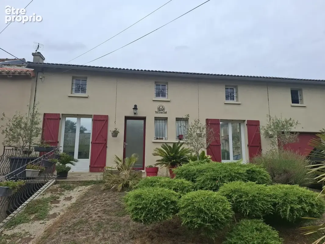 Maison 5 pièces 121 m² · à Adriers · 121,3 m² · 128 400 €