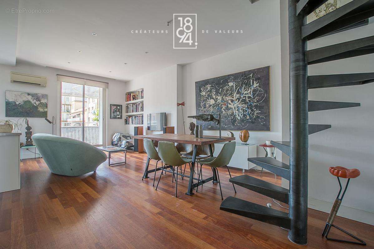 Appartement à MARSEILLE-8E