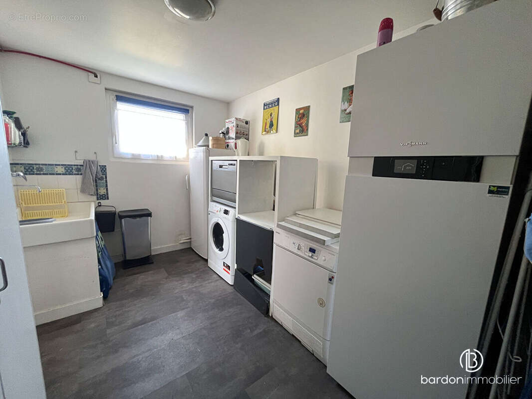 Maison 7 pièces - 104 m² - Proche du bourg - photo 5