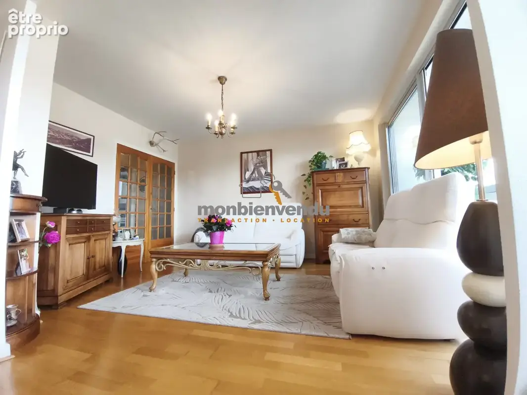 Appartement 85 m² à Aurillac  - photo 2