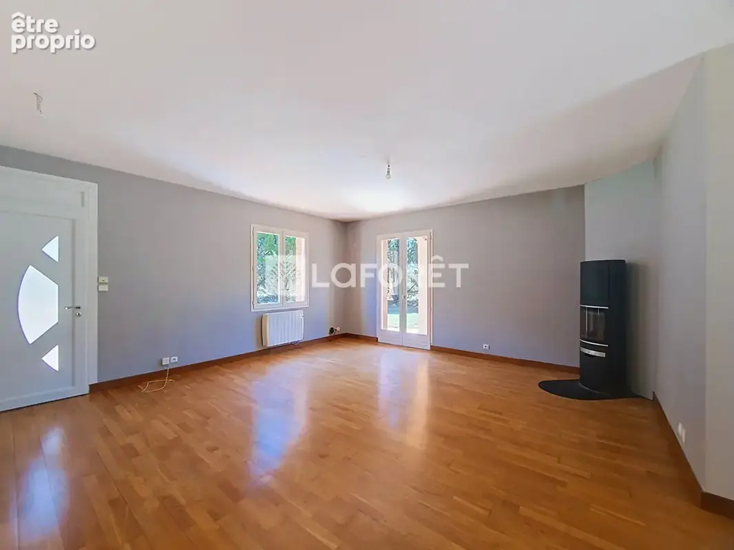 Montjoire, maison de type 5 sur une parcelle de 3373 m² environ ! - photo 7