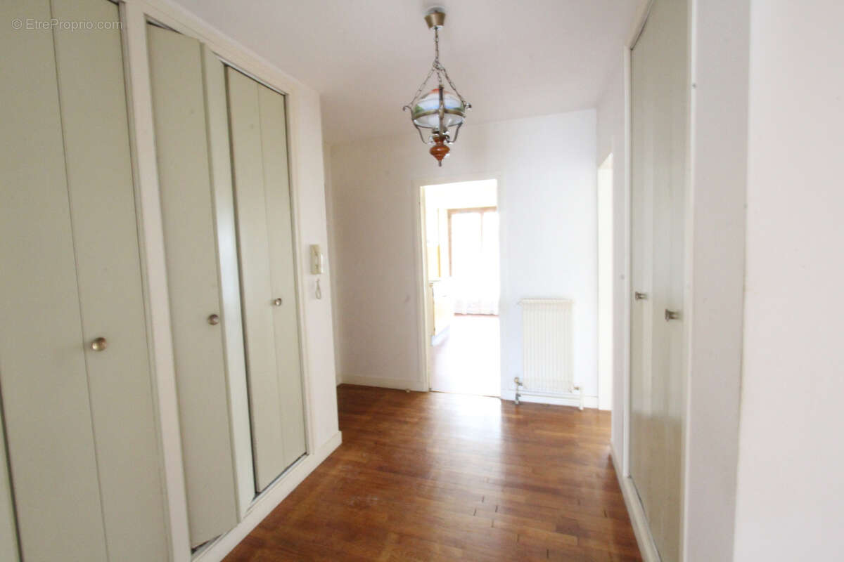 Appartement à LA CHARITE-SUR-LOIRE