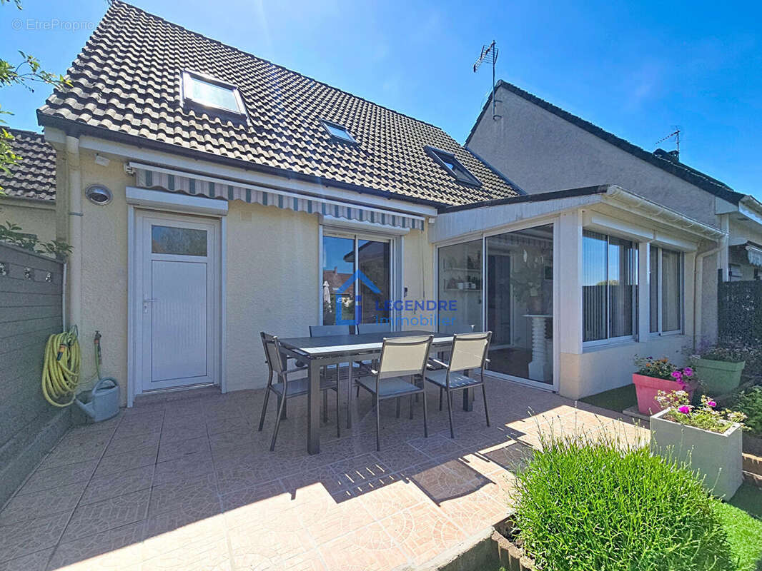 Maison à PIERRELAYE