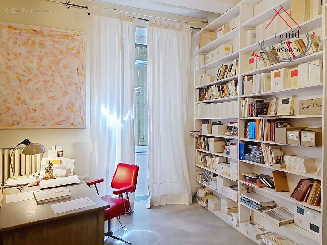 Maison à SAINTE-CECILE-LES-VIGNES