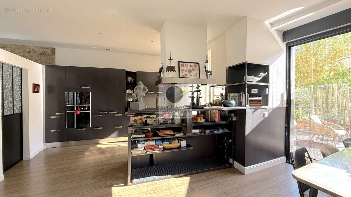 Appartement à TOURNON-SUR-RHONE