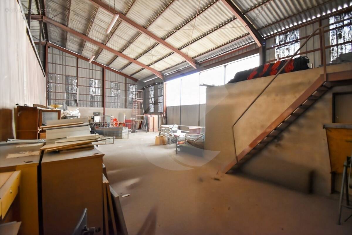 Commerce à SEPTFONDS