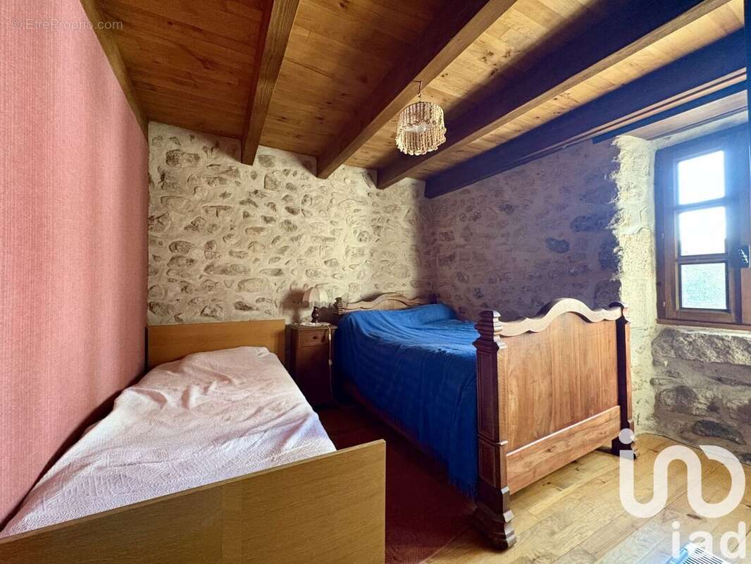 Maison 86 m² à Gilhoc-Sur-Ormeze  - photo 9