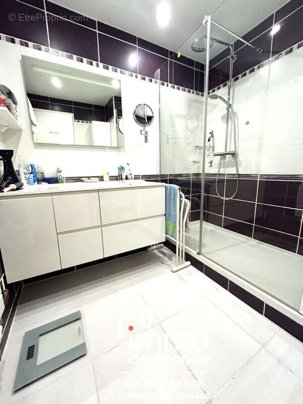 Appartement à CHAMPS-SUR-MARNE