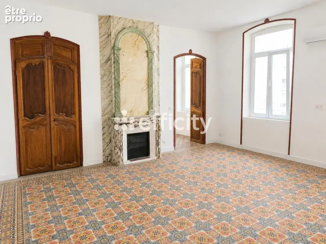 Maison 20 pièces 485 m² à vendre à Ille-Sur-Tet (66130) - photo 2