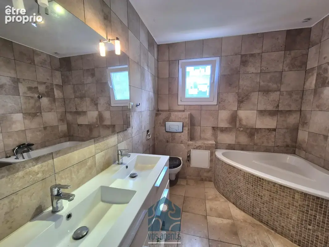 Maison 5 pièces avec véranda garage double et terrasse - photo 11