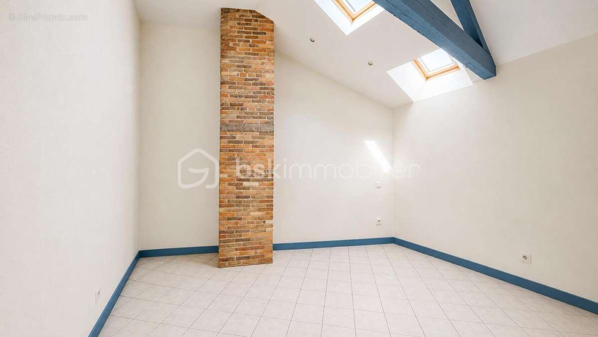 Appartement à FOUGERES