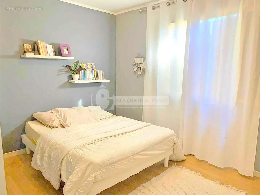 Maison à SAINT-ETIENNE-DU-GRES